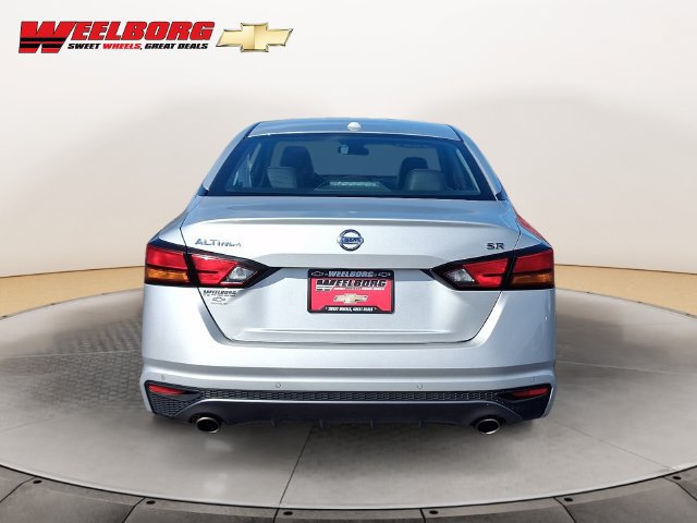 Used 2021 Nissan Altima SR FWD Sedan