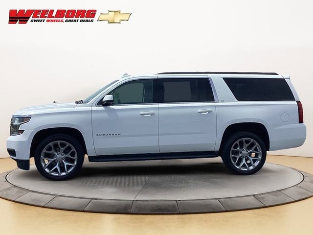 Used 2019 Chevrolet Suburban LT with VIN 1GNSKHKC1KR275150 for sale in Glencoe, Minnesota