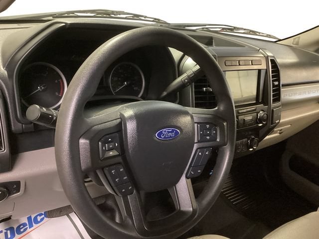 2022 Ford F-350 Super Duty XLT - Photo 13