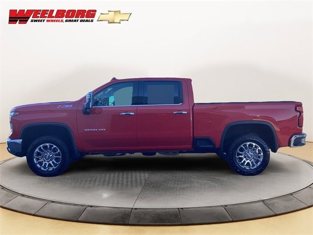 Used 2024 Chevrolet Silverado 3500HD LTZ with VIN 2GC4YUEY2R1224209 for sale in Glencoe, Minnesota