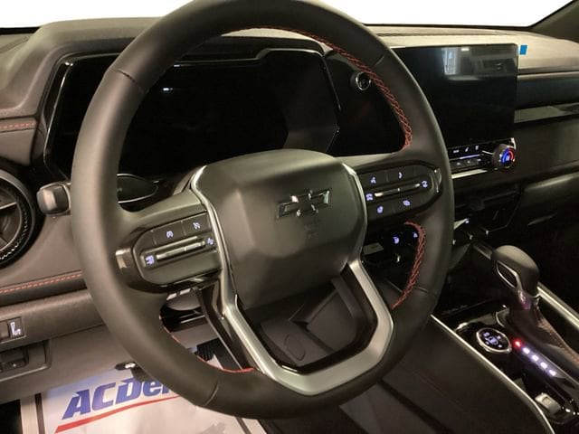 2026 Chevrolet Colorado Z71 - Photo 13