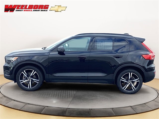 Used 2022 Volvo XC40 R-Design with VIN YV4162UM8N2764828 for sale in Glencoe, Minnesota