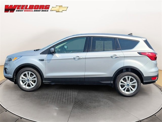 Used 2019 Ford Escape SE with VIN 1FMCU0GD4KUA22875 for sale in Glencoe, MN