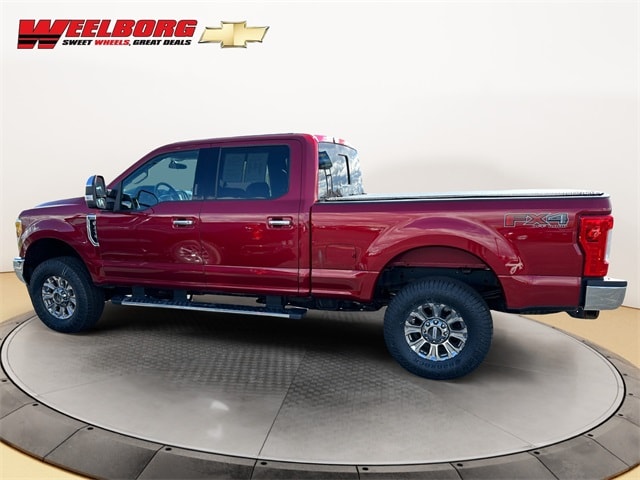 Used 2017 Ford F-250 Super Duty XLT with VIN 1FT7W2B6XHEC13837 for sale in Glencoe, Minnesota