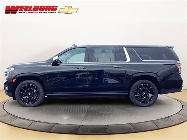 Used 2023 Chevrolet Suburban Premier with VIN 1GNSKFKL6PR296989 for sale in Glencoe, Minnesota