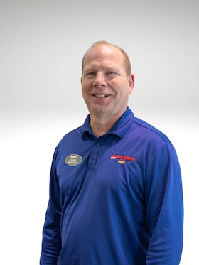 Staff member Craig Thran from ddba0a185924