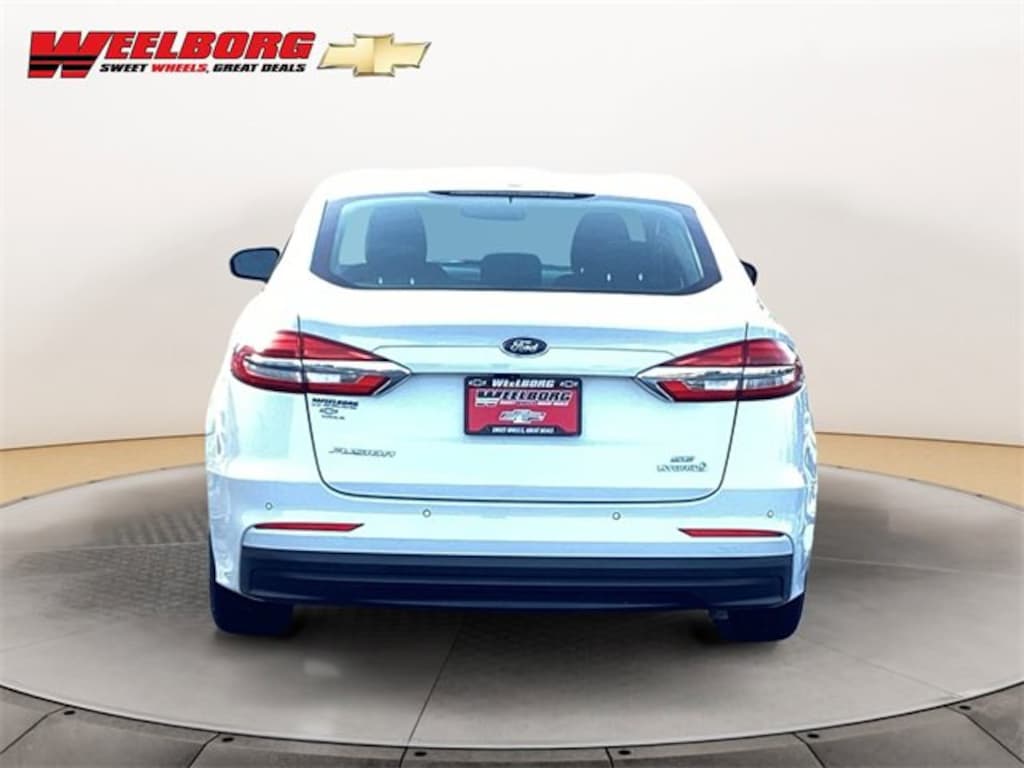 Used 2019 Ford Fusion Hybrid SE Sedan