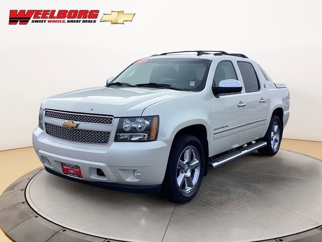 2013 Chevrolet Avalanche 4WD Avalanche LTZ's photo