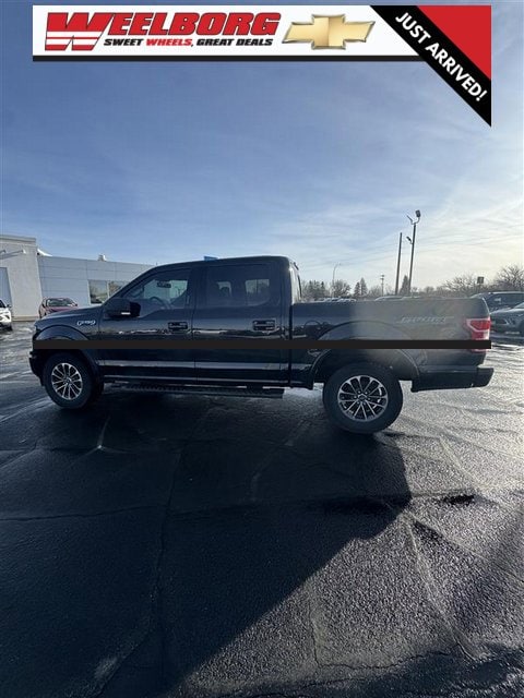 2020 Ford F-150 XLT's photo