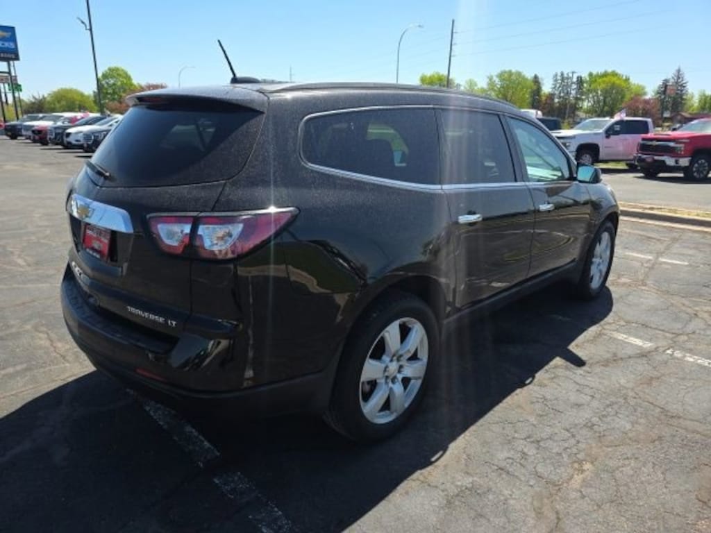 Used 2016 Chevrolet Traverse LT SUV
