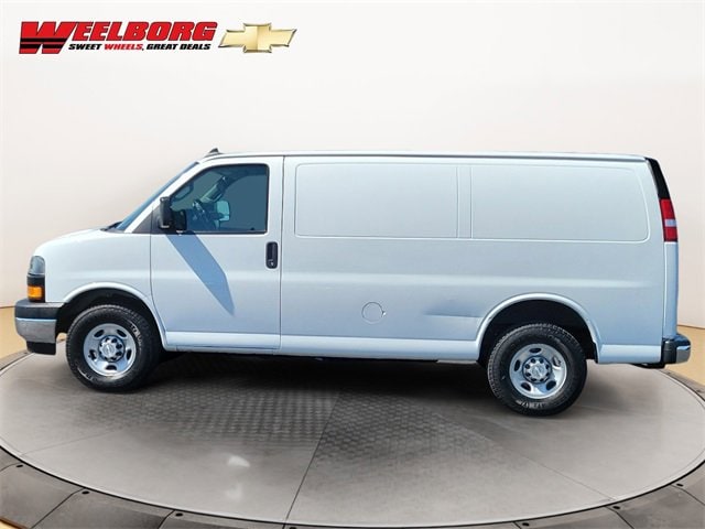 Used 2020 Chevrolet Express Cargo Work Van with VIN 1GCZGGFG9L1244793 for sale in Glencoe, MN