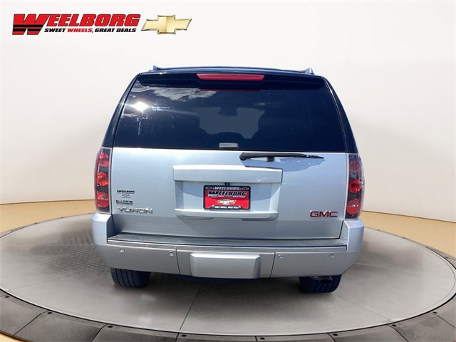 2012 Gmc Yukon Denali photo 3