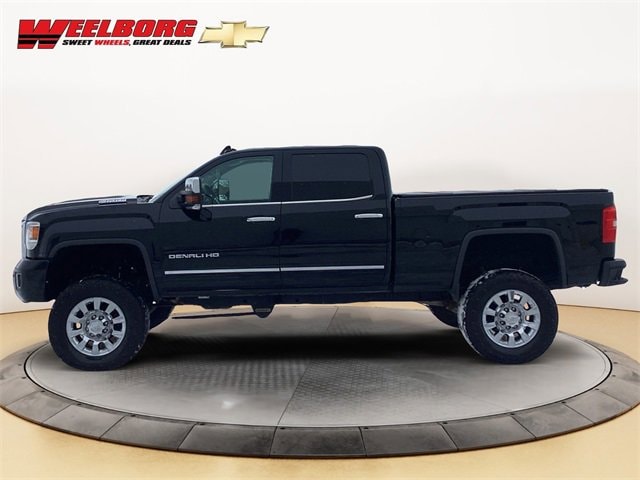 Used 2018 GMC Sierra 2500 Denali HD Denali with VIN 1GT12UEY5JF122047 for sale in Glencoe, Minnesota
