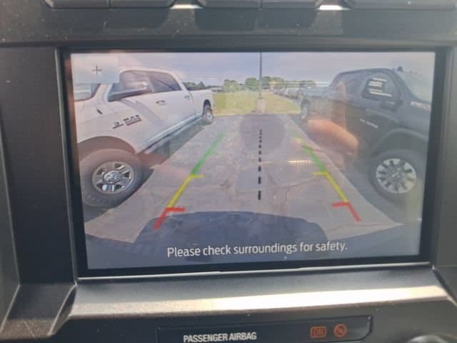 2022 Ford F-350 Super Duty XLT - Photo 16
