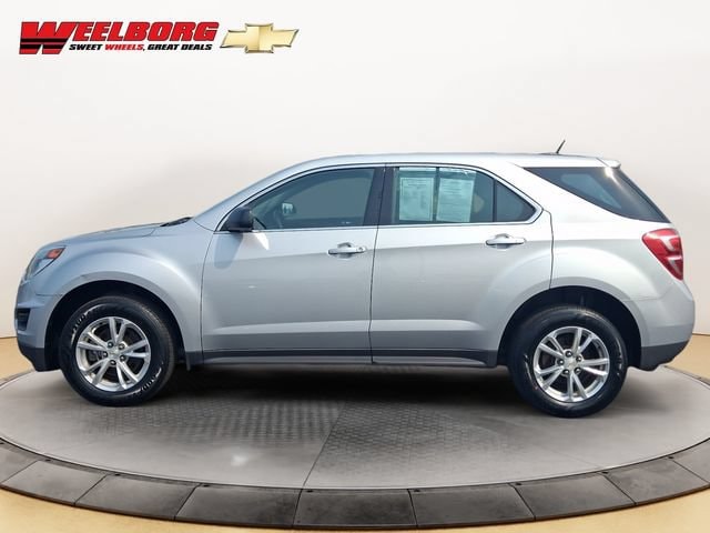 Used 2017 Chevrolet Equinox LS with VIN 2GNFLEEKXH6257038 for sale in Glencoe, Minnesota