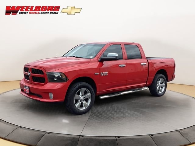 2015 RAM 1500 Express 4x4 Crew Cab's photo