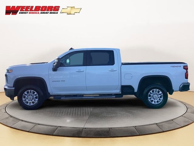 Used 2022 Chevrolet Silverado 3500HD LT with VIN 1GC4YTE7XNF158206 for sale in Glencoe, Minnesota