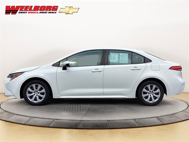 Used 2022 Toyota Corolla LE with VIN 5YFEPMAE4NP302648 for sale in Glencoe, Minnesota