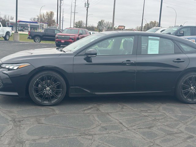 Used 2022 Toyota Avalon XSE Nightshade with VIN 4T1EA1AB6NU012044 for sale in Glencoe, Minnesota