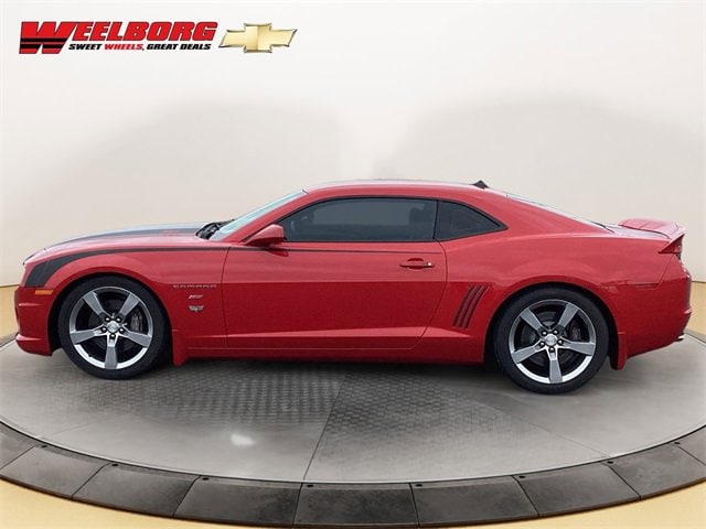 Used 2010 Chevrolet Camaro 2SS with VIN 2G1FT1EW8A9204100 for sale in Glencoe, Minnesota