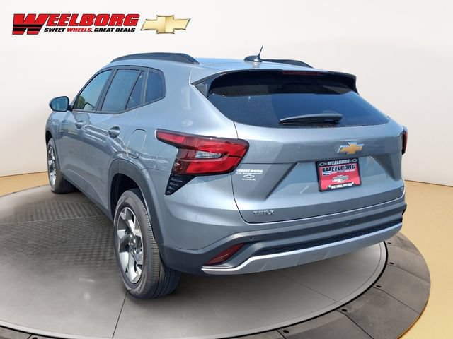 2025 Chevrolet Trax LT - Photo 3