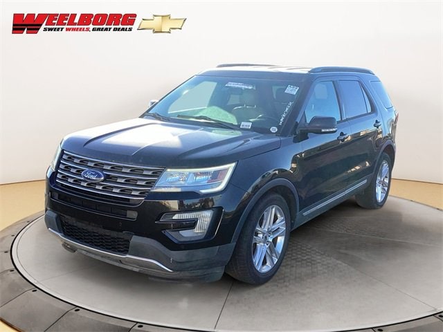 2017 Ford Explorer XLT's photo