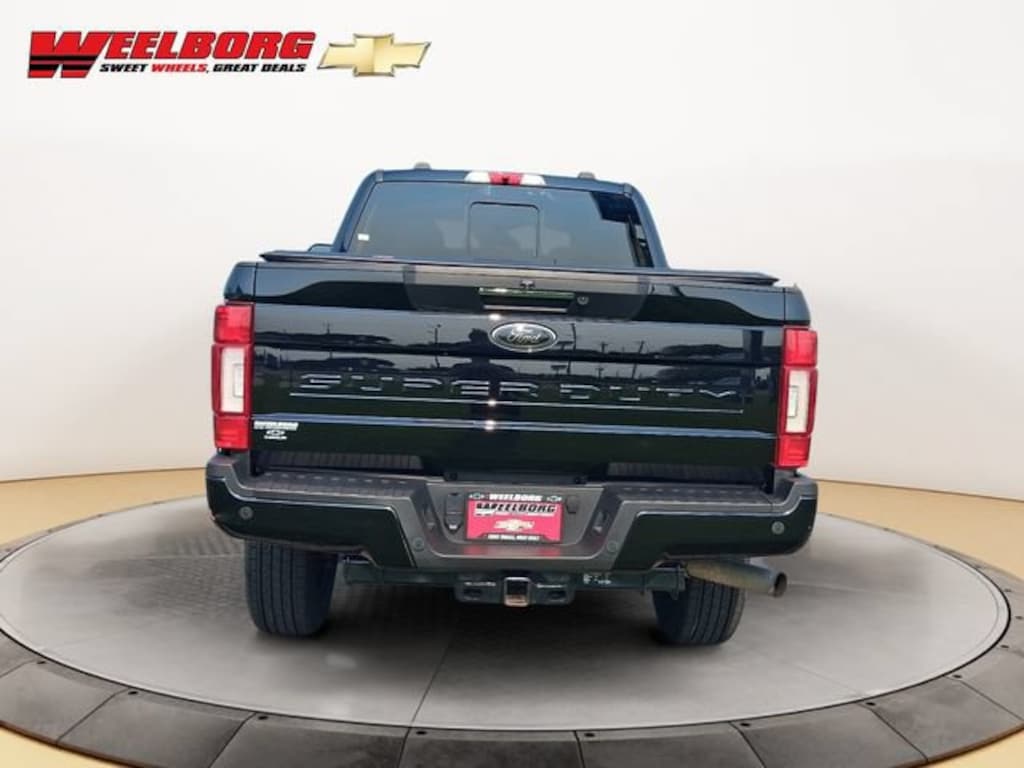 Used 2022 Ford F-250 Lariat Truck Crew Cab