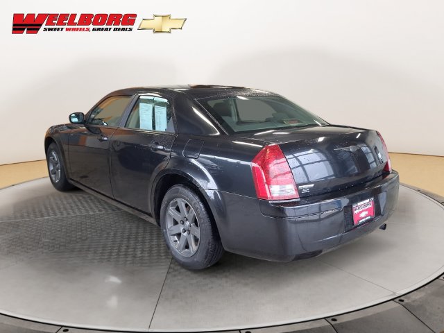 Used 2007 Chrysler 300 4dr Sdn 300 RWD Sedan