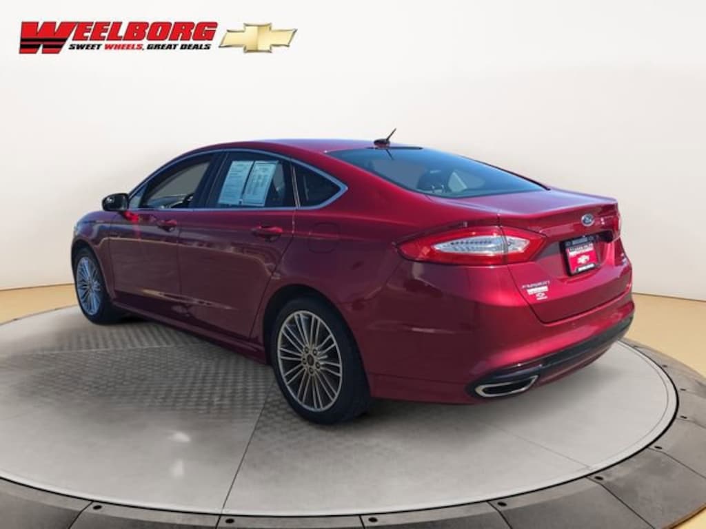 Used 2015 Ford Fusion SE Sedan