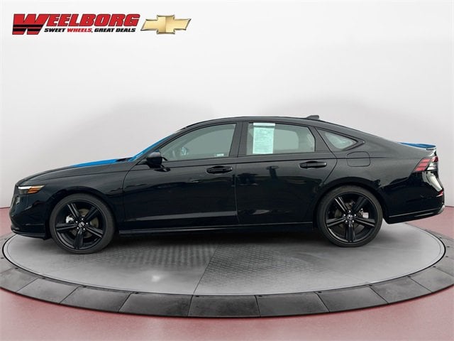 Used 2024 Honda Accord Hybrid Sport-L with VIN 1HGCY2F79RA065055 for sale in New Ulm, Minnesota