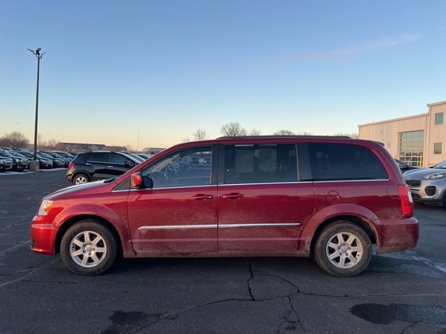 Used 2012 Chrysler Town & Country Touring with VIN 2C4RC1BG3CR286838 for sale in New Ulm, MN