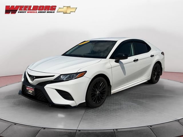 Used 2020 Toyota Camry SE Nightshade with VIN 4T1G11AKXLU372746 for sale in New Ulm, Minnesota