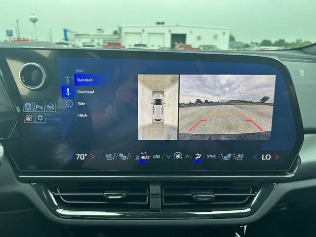 2025 Chevrolet Equinox EV RS - Photo 16