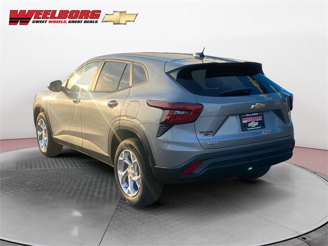 2026 Chevrolet Trax LS photo 3
