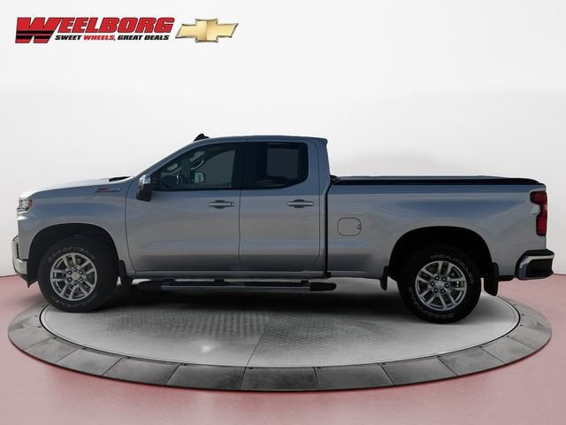 Used 2019 Chevrolet Silverado 1500 LT with VIN 1GCRYDED6KZ266673 for sale in New Ulm, Minnesota