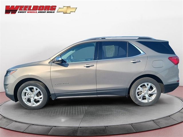 Used 2019 Chevrolet Equinox Premier with VIN 3GNAXXEV5KS530609 for sale in New Ulm, MN