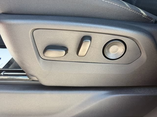 2026 Chevrolet Silverado 1500 LT - Photo 11