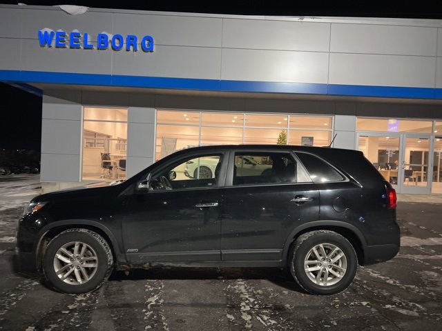 2014 Kia Sorento LX photo 2