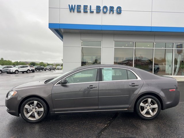 Used 2011 Chevrolet Malibu 1LT with VIN 1G1ZC5E18BF218225 for sale in New Ulm, Minnesota