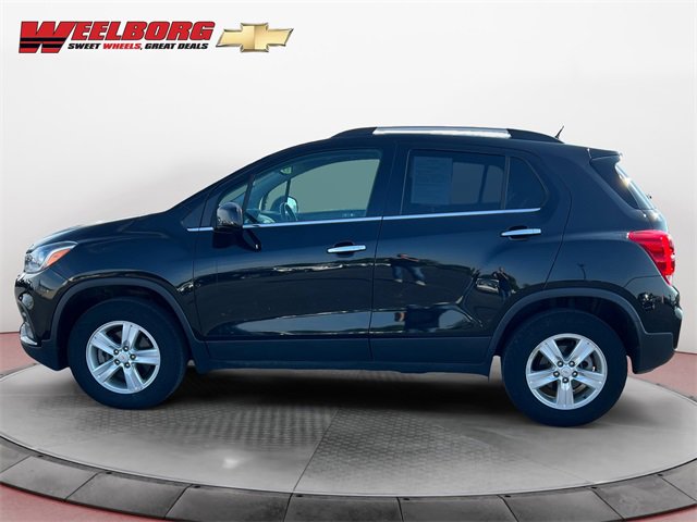 Used 2020 Chevrolet Trax LT with VIN KL7CJPSBXLB070211 for sale in New Ulm, Minnesota