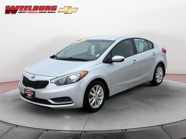 Used 2015 Kia Forte LX with VIN KNAFX4A65F5414626 for sale in New Ulm, Minnesota