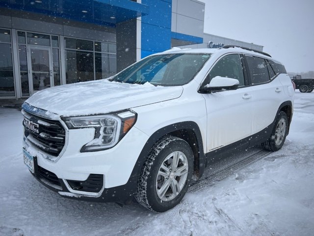 2022 GMC Terrain SLE's photo