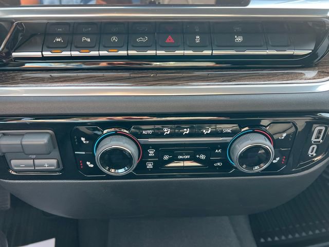2025 Chevrolet Silverado 1500 LT - Photo 16