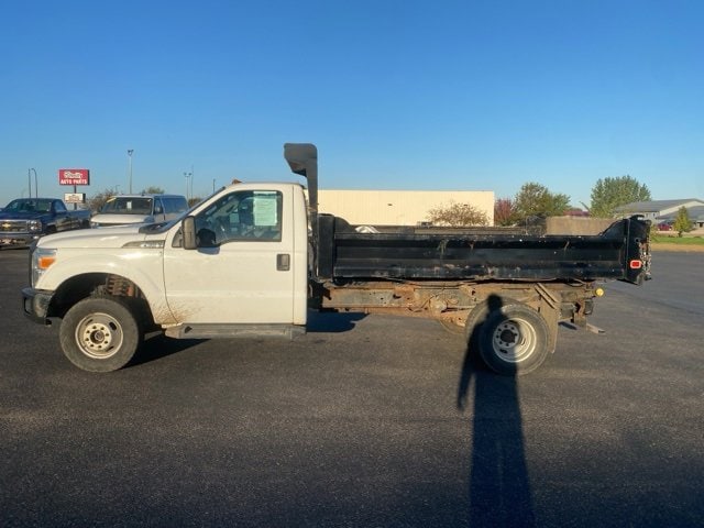 2011 Ford F-350 Super Duty Chassis Cab XL's photo