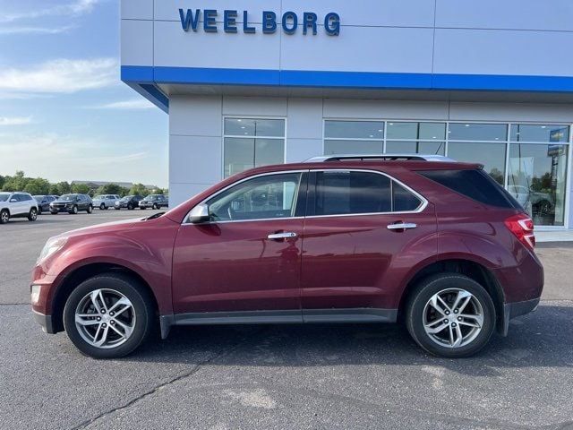 Used 2017 Chevrolet Equinox Premier with VIN 2GNFLGE35H6165761 for sale in New Ulm, Minnesota