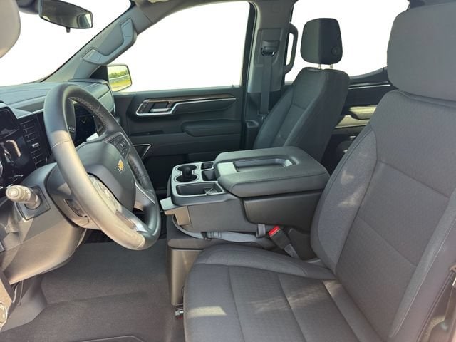 2026 Chevrolet Silverado 1500 LT - Photo 10