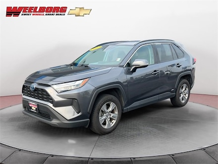 2022 Toyota RAV4 Hybrid XLE