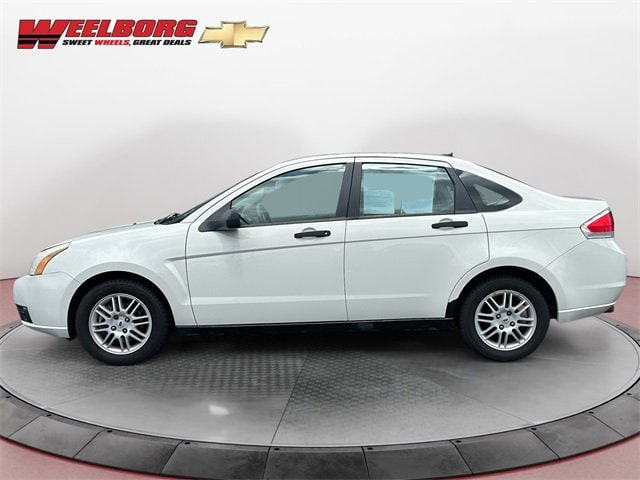 Used 2010 Ford Focus SE with VIN 1FAHP3FN3AW247519 for sale in New Ulm, Minnesota