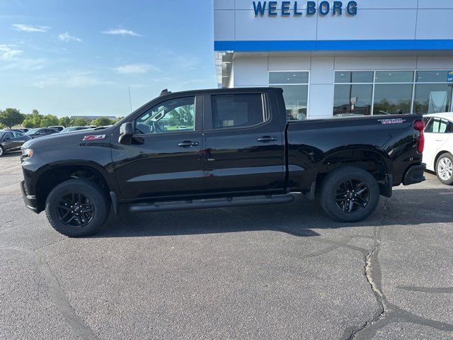 Used 2019 Chevrolet Silverado 1500 LT Trail Boss with VIN 1GCPYFED7KZ130698 for sale in New Ulm, Minnesota