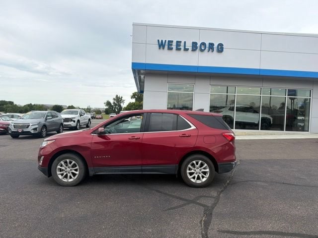 Used 2018 Chevrolet Equinox LT with VIN 2GNAXSEV2J6114176 for sale in New Ulm, Minnesota